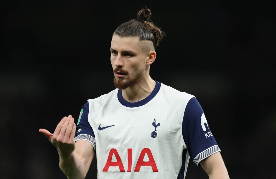 Tottenham – Liverpool 3-6! Cormoranii, set pe terenul echipei lui Radu Drăguşin. AS Roma – Parma 5-0! Valentin Mihăilă a provocat un penalty