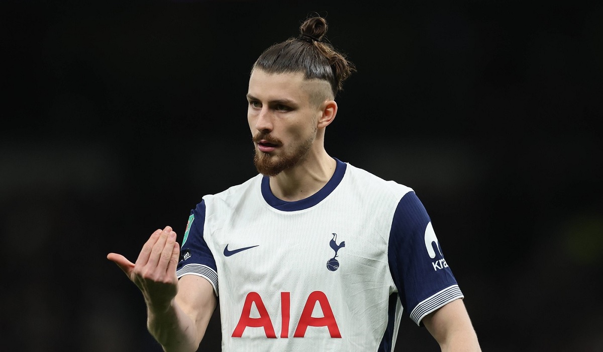 Radu Drăguşin, titular în Tottenham – Liverpool 0-0. Real Madrid – Sevilla 4-1. AS Roma – Parma 5-0! Valentin Mihăilă a provocat un penalty