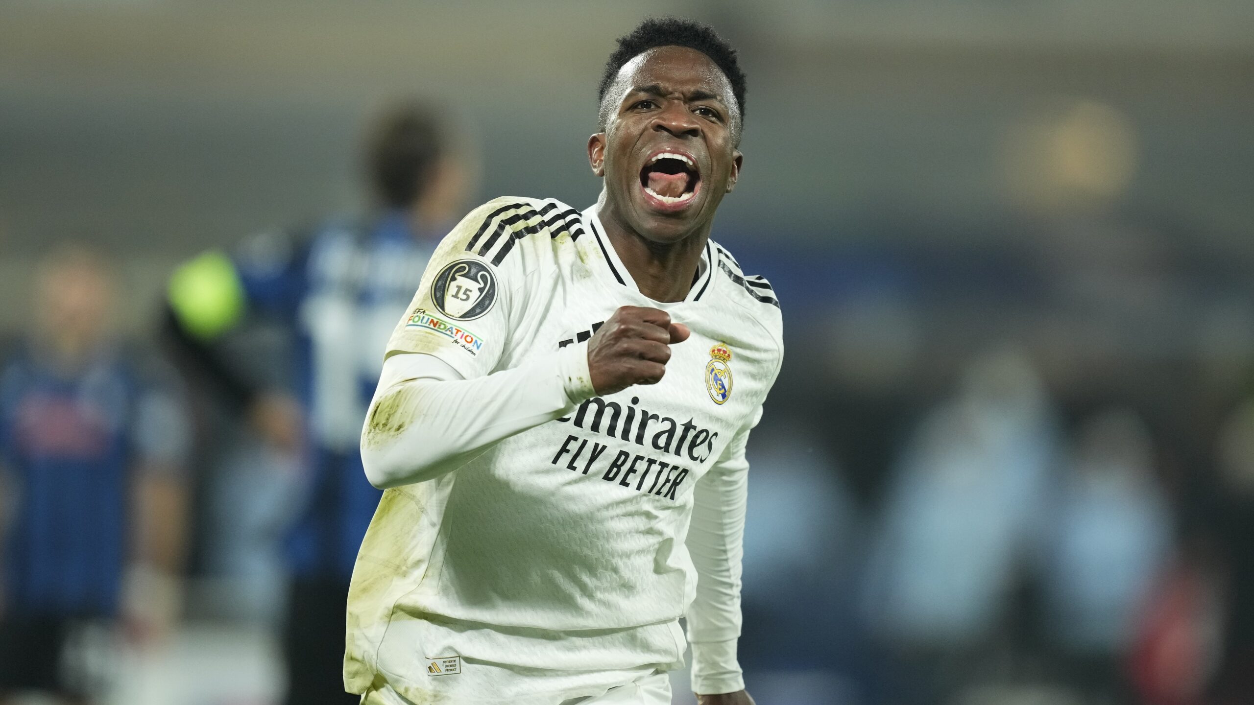 Vinicius, criticat dur în presa din Spania! "Dacă nu juca la Real Madrid, nu termina niciun meci pe teren"