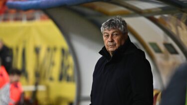 Mircea Lucescu, în timpul meciului dintre România și Cipru, care a contat pentru Liga Națiunilor.