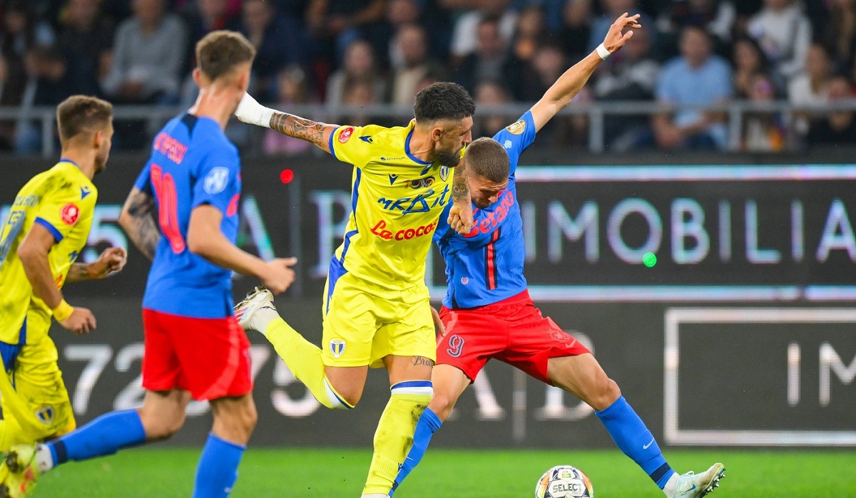 Programul etapelor 25 și 26 din Liga 1. Când se joacă derby-ul Petrolul – FCSB. Meciuri importante și pentru Dinamo și Rapid