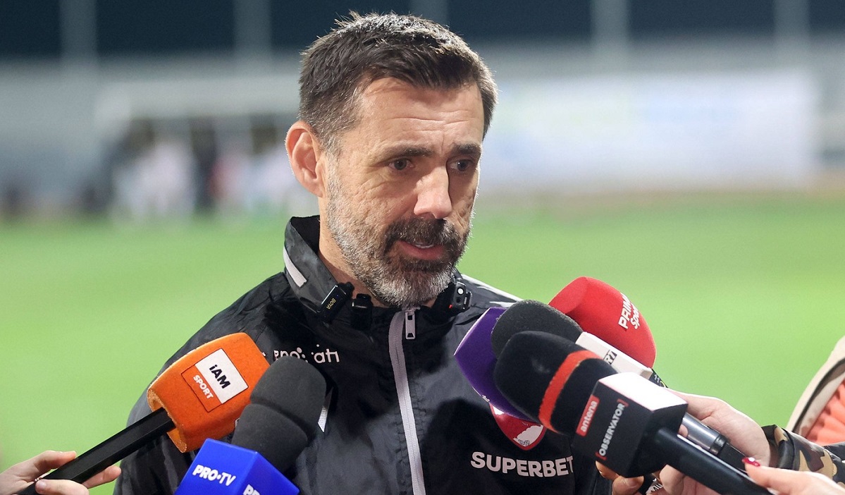 Zeljko Kopic, glumă „amară” despre gazonul de pe stadionul Arcul de Triumf. Anunţ despre accidentarea lui Dennis Politic, după Dinamo – U Cluj 0-0