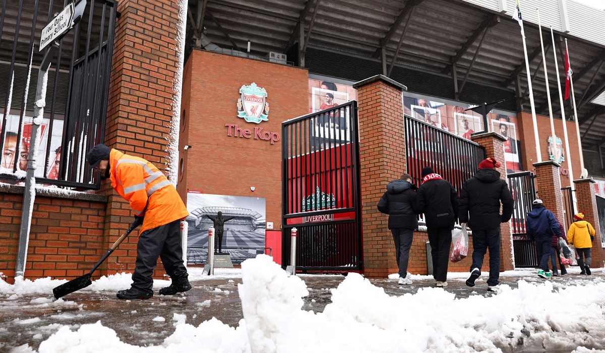 Liverpool – Manchester United, în pericol! Meciul riscă să fie amânat după ce vremea le-a dat planurile peste cap englezilor