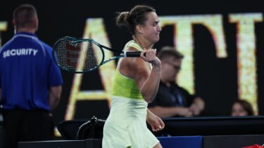 Aryna Sabalenka, un car de nervi! Şi-a distrus racheta după înfrângerea cu Madison Keys! Ce mesaj a avut numărul 1 WTA după finala Australian Open