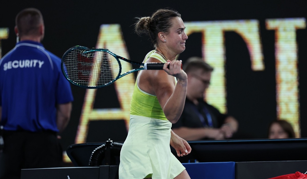 Aryna Sabalenka, un car de nervi! Şi-a distrus racheta după înfrângerea cu Madison Keys! Ce mesaj a avut numărul 1 WTA după finala Australian Open