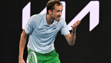 A venit nota de plată pentru Daniil Medvedev! Amenda uriaşă primită de rus după ce a distrus o cameră la Australian Open 2025