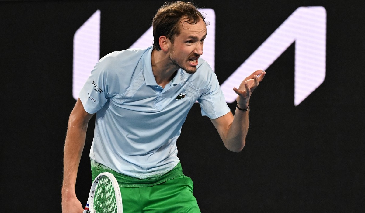 A venit nota de plată pentru Daniil Medvedev! Amenda uriaşă primită de rus după ce a distrus o cameră la Australian Open 2025