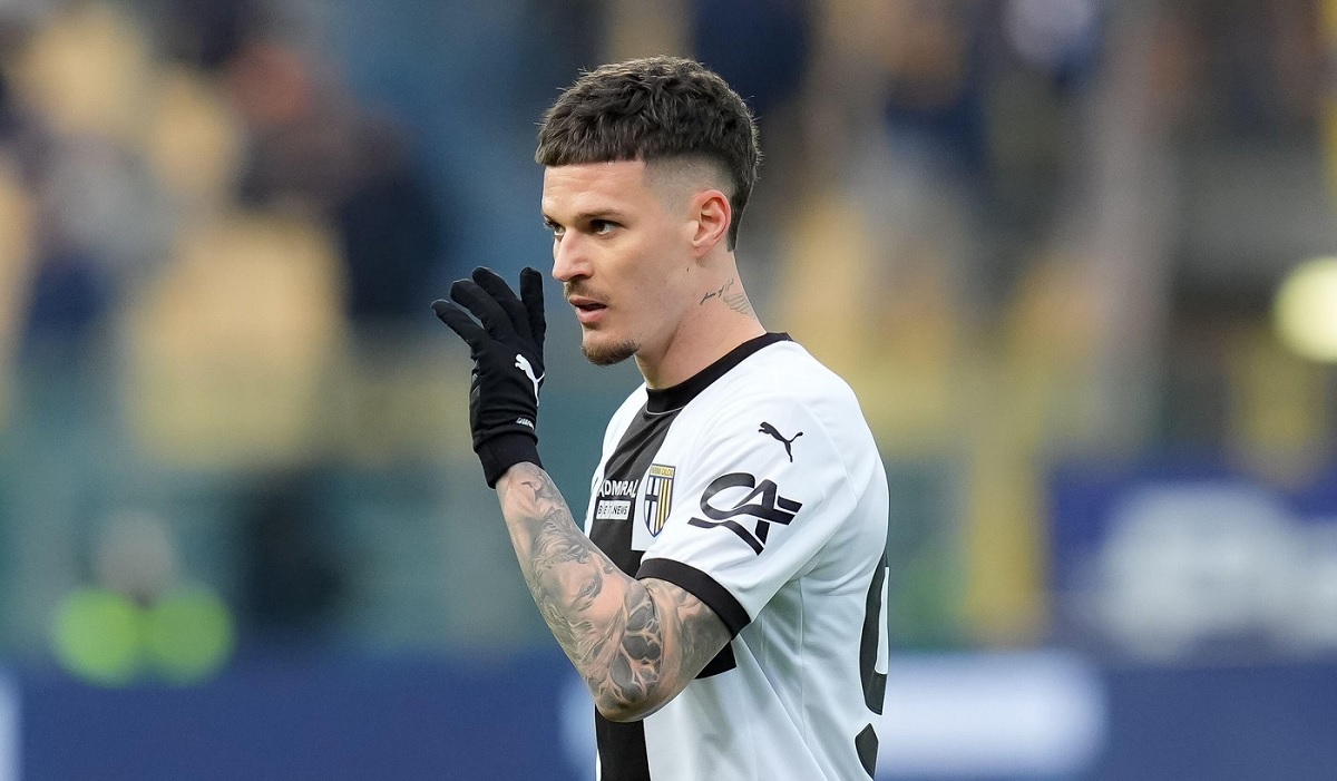 Mesaj clar pentru Dennis Man înainte de AC Milan – Parma! Ce i-a transmis antrenorul Fabio Pecchia: „Asta aştept de la el”