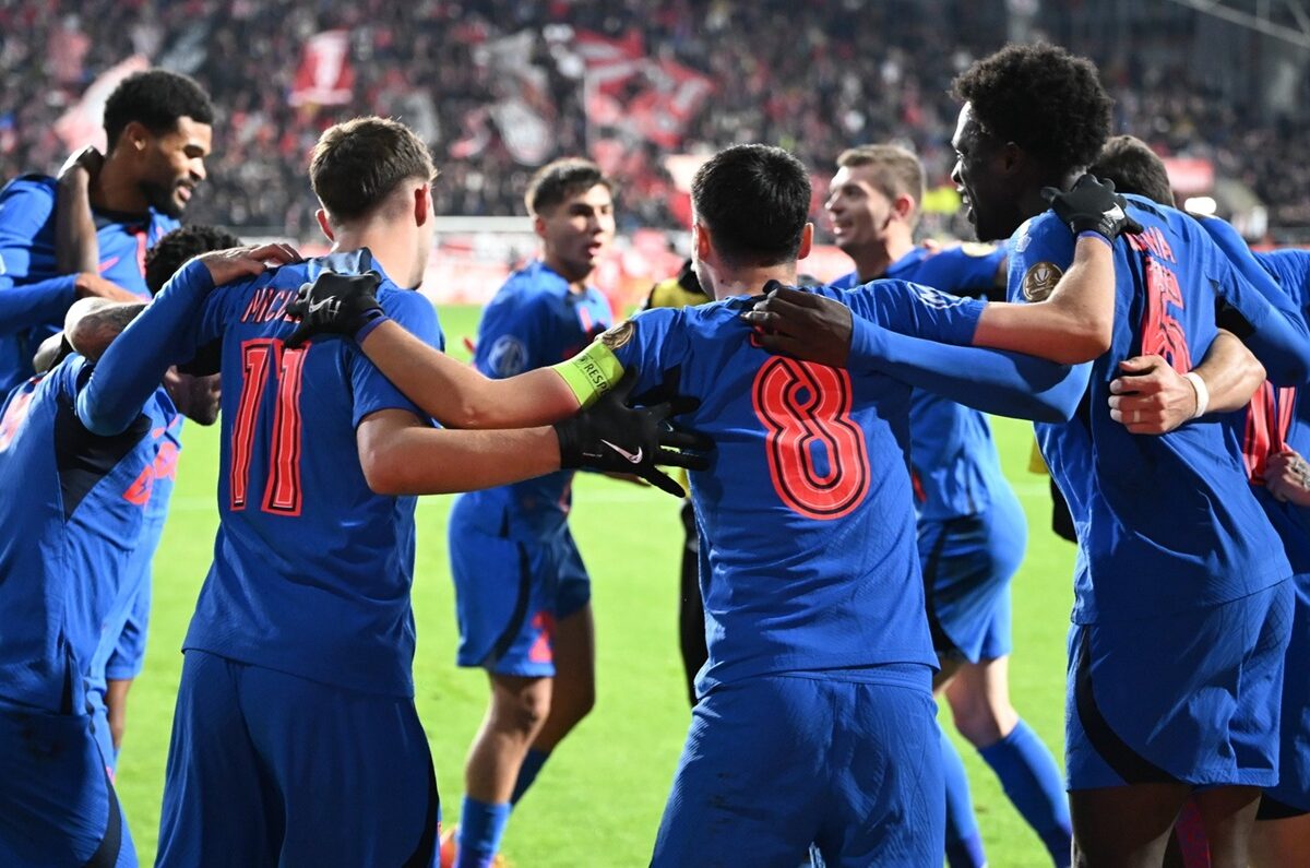 Ce cotă are FCSB pentru câştigarea Europa League. Tottenham şi Manchester United sunt favoritele specialiştilor