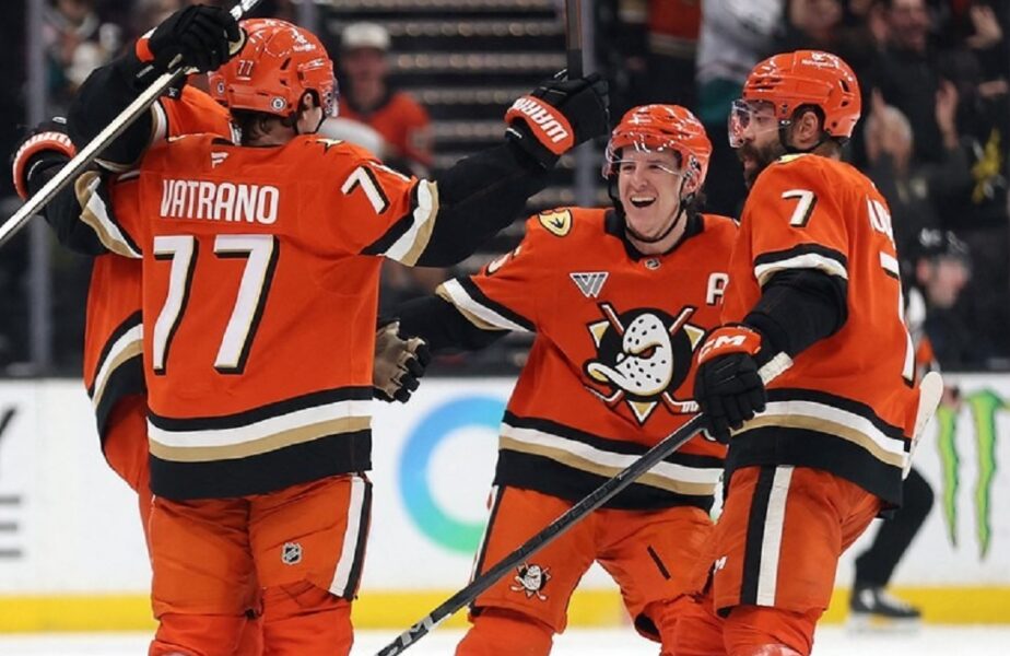 Tampa Bay Lightning – Anaheim Ducks 1-4! Prima victorie pentru Ducks după aproape 3 ani. Tampa a ajuns la 4 înfângeri la rând