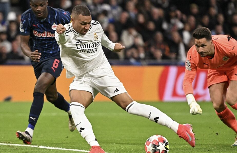 Kylian Mbappe a început să râdă, după ce a văzut gafa uriaşă comisă de portarul lui Salzburg! Reacţie virală a starului lui Real Madrid