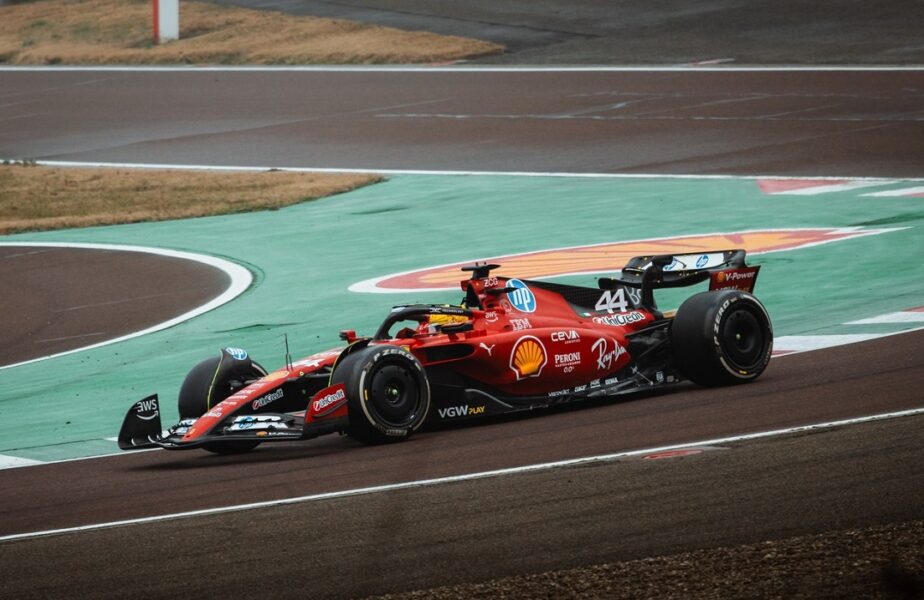 Lewis Hamilton, accident în cel de-al doilea test Ferrari. Ce s-a întâmplat pe circuitul din Barcelona