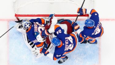 New York Islanders, a cincea victorie consecutivă în NHL. Succes clar cu Colorado Avalanche