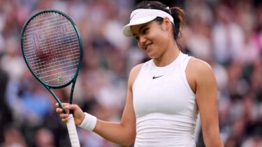 Emma Răducanu, calificare en-fanfare în turul secund la Miami Open! Nu i-a dat nicio şansă japonezei Sayaka Ishii. Cu cine se va duela în turul secund