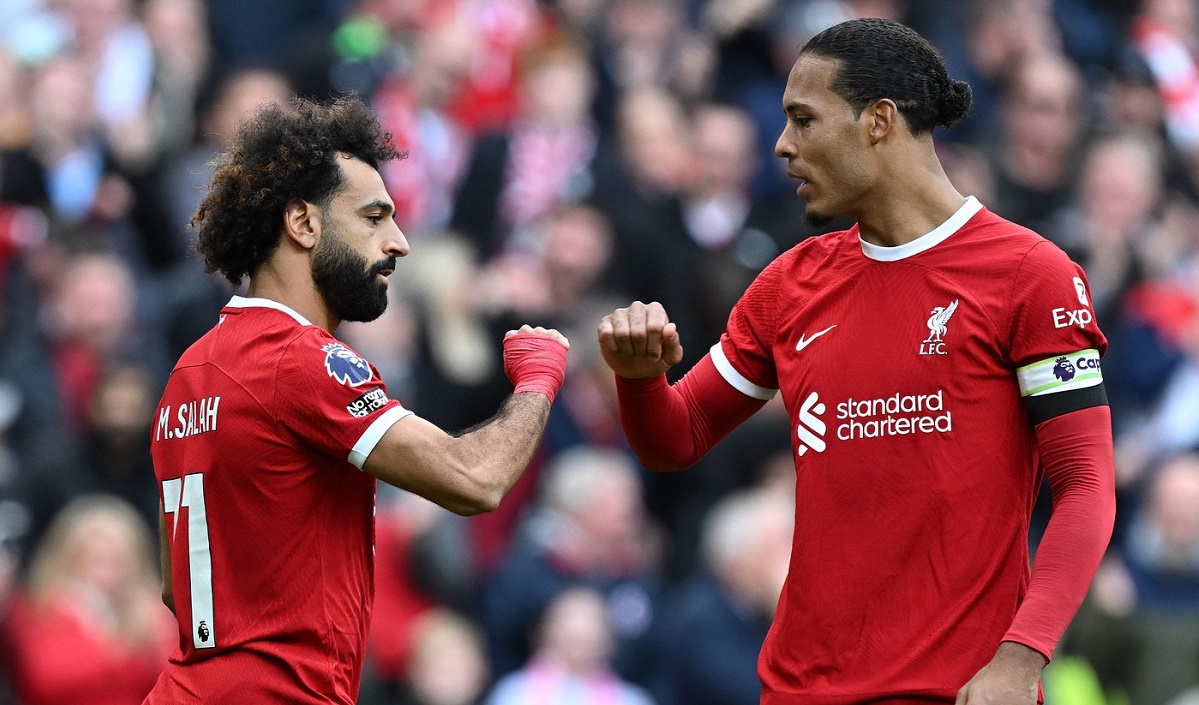 „Caz închis!” Mohamed Salah şi Van Dijk pleacă gratis de la Liverpool şi vor fi coechipieri la noua echipă. Şoc pe piaţa transferurilor