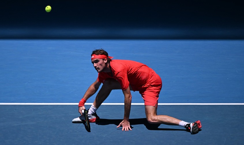 Stefanos Tsitsipas e out de la Australian Open 2025. Victorii pentru Jannik Sinner, Iga Swiatek şi Coco Gauff