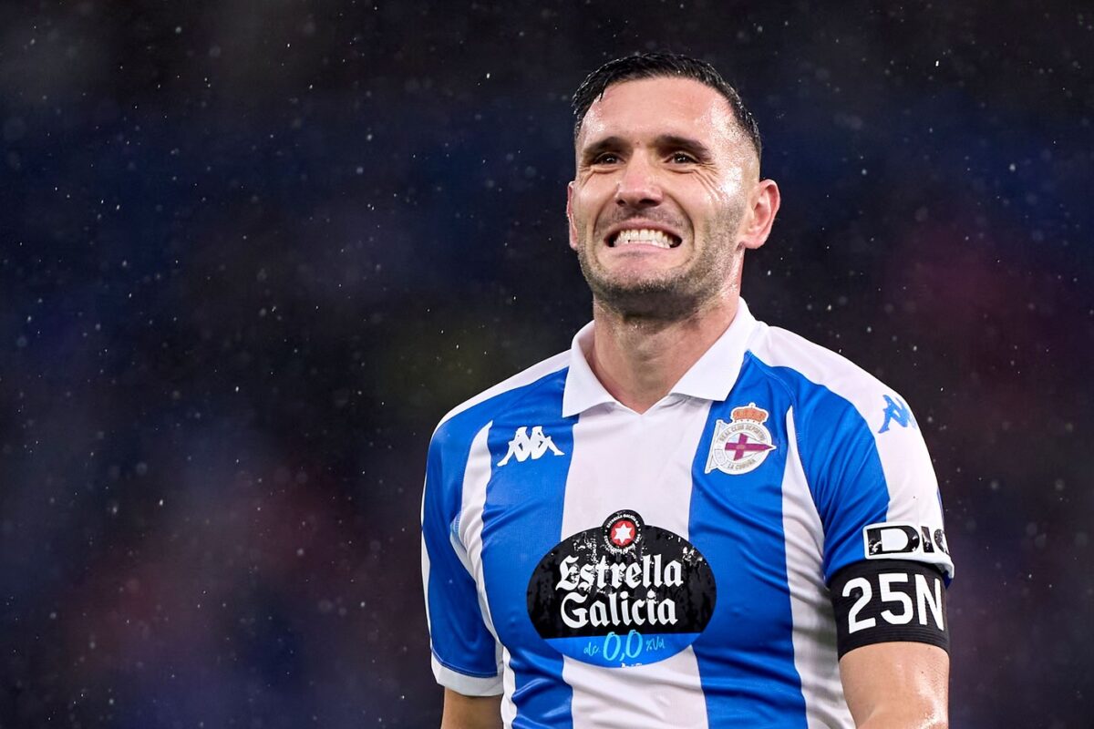 Lucas Perez a condus 1.700 de kilometri ca să semneze cu PSV. Atacantul se teme de călătoriile cu avionul