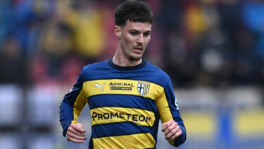 Ce notă a primit Dennis Man după ce a jucat 63 de minute în Monza – Parma 1-1! Verdict despre prestația jucătorului convocat la națională