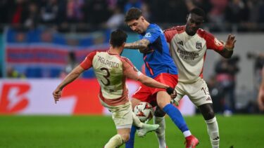 Olympique Lyon – FCSB LIVE TEXT (22:00). Debut în tricoul roş-albastru. Echipele de start