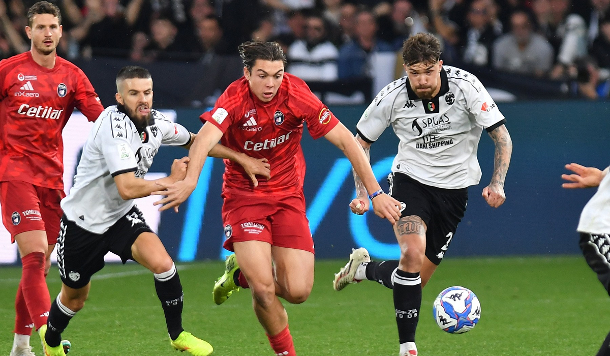 Fiul lui Gianluigi Buffon a debutat în Serie B, la Pisa! Louis a fost introdus în teren în locul lui Marius Marin width=