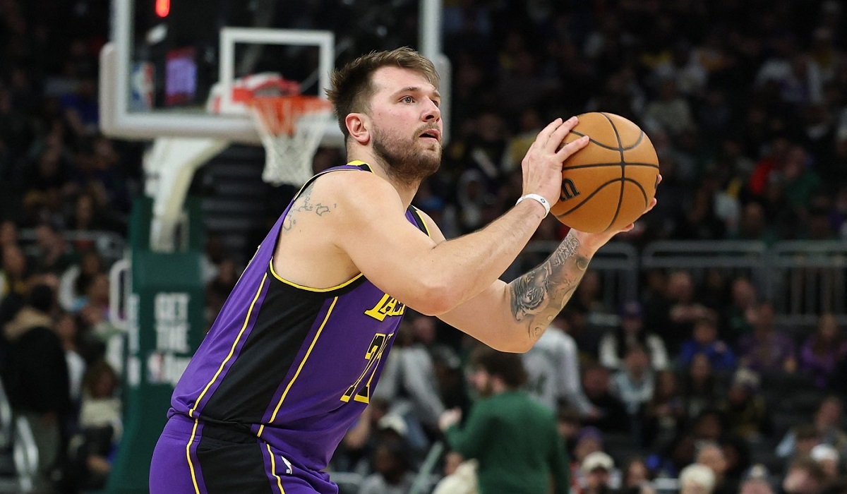 Phoenix Suns – LA Lakers LIVE VIDEO în AntenaPLAY (21:30). Luka Doncic promite spectacol în NBA!