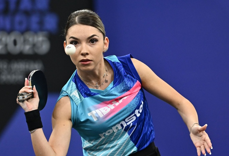 Bernadette Szocs – Jia Nan Yuan ACUM pe AntenaPLAY. Bernie debutează la WTT Champions Chongqing 2025