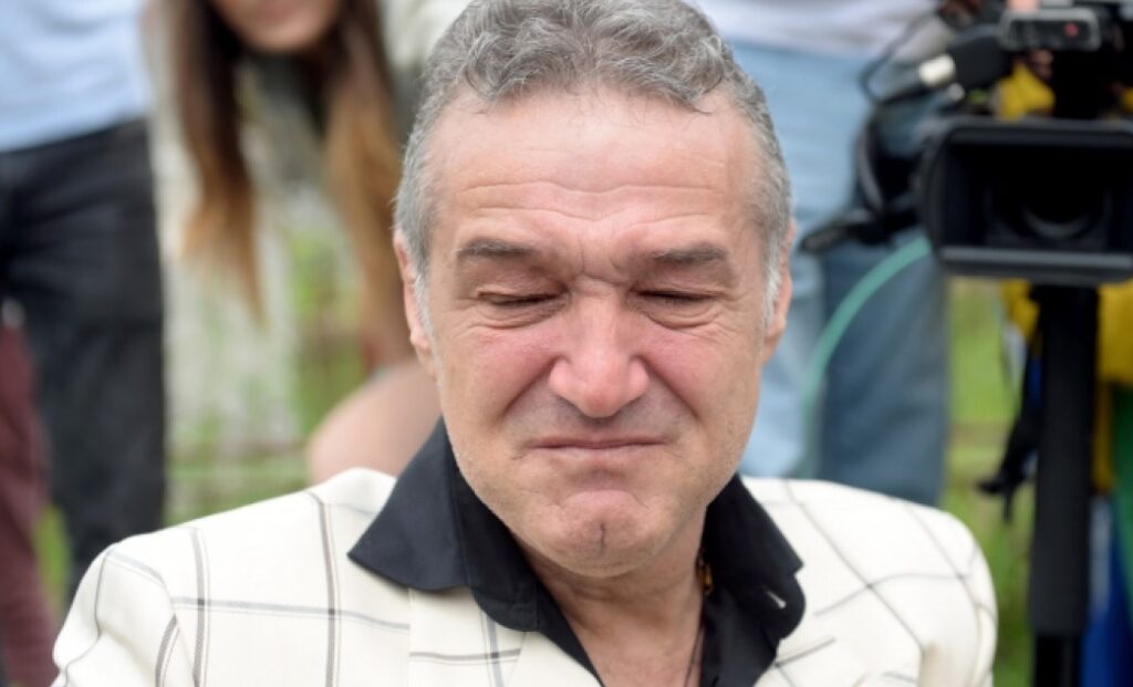 Motivul pentru care Gigi Becali a plâns în direct! Povestea emoţionantă dezvăluită de patronul FCSB