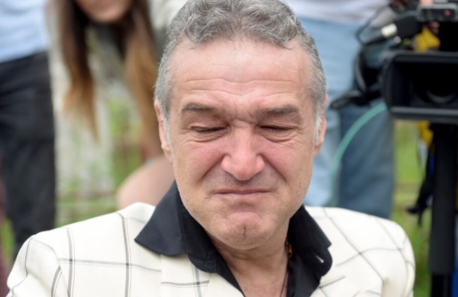 Motivul pentru care Gigi Becali a plâns în direct! Povestea emoţionantă dezvăluită de patronul FCSB