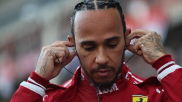 „Pe muchie de cuţit!” Lewis Hamilton, reacţie fermă înaintea cursei din Marele Premiu al Chinei