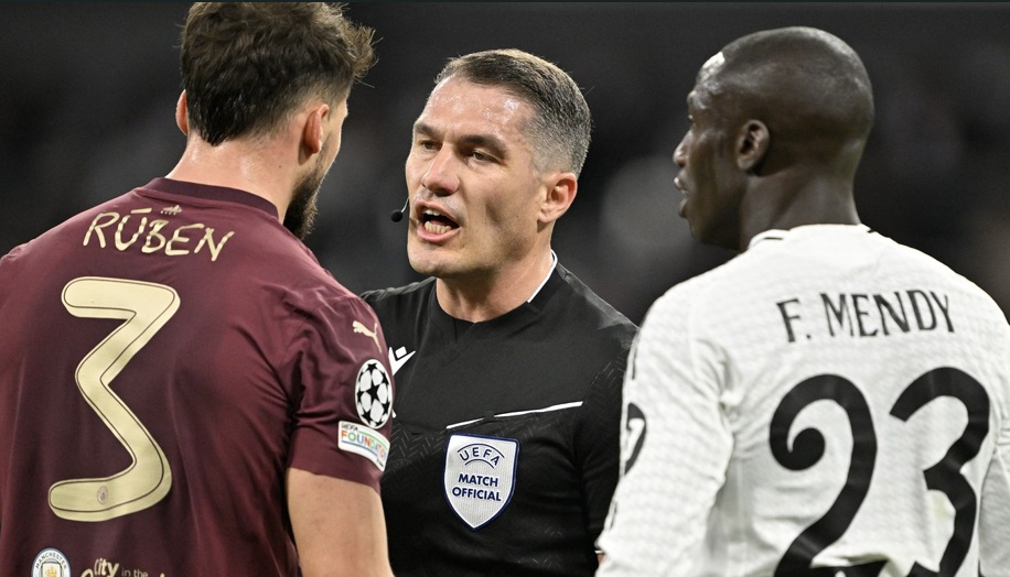 Suma pe care o va primi Istvan Kovacs după ce va arbitra Liverpool – PSG