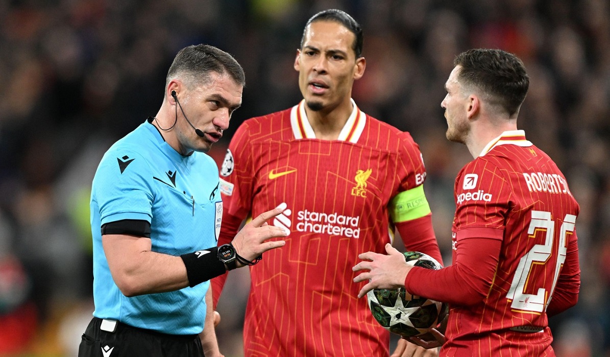 Virgil van Dijk „a luat foc”, după o decizie a lui Istvan Kovacs. Starul lui Liverpool, discuţie aprinsă cu arbitrul român width=