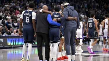 Kyrie Irving, OUT până la finalul sezonului! Veste dură pentru starul lui Dallas Mavericks