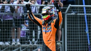 Oscar Piastri, prima reacţie după ce a câştigat Marele Premiu al Chinei: „Incredibil! Meritam victoria!”
