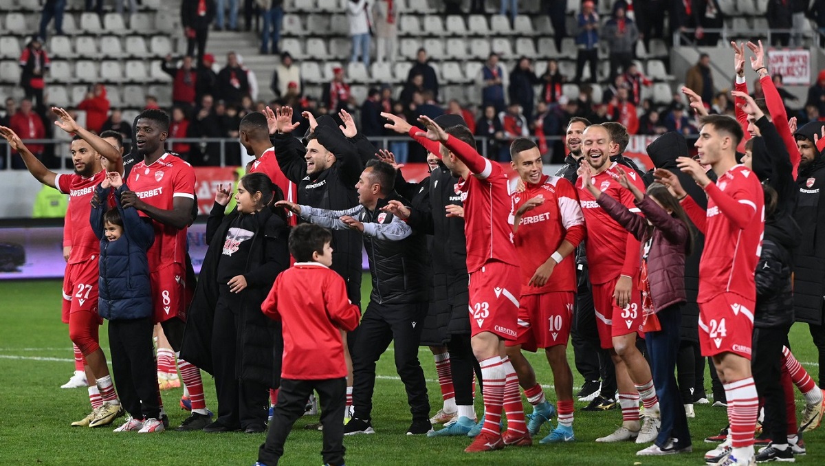 Care este obiectivul lui Dinamo în play-off. Anunţul lui Florentin Petre: „Nu s-a mai întâmplat în ultimii ani!