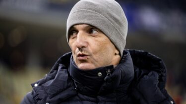 Răzvan Lucescu a răbufnit la conferinţa de presă, după Kallithea – PAOK 2-1: „Poate jucătorii mei s-au săturat de ce le spun în fiecare zi. Mi-e ruşine de acest rezultat”