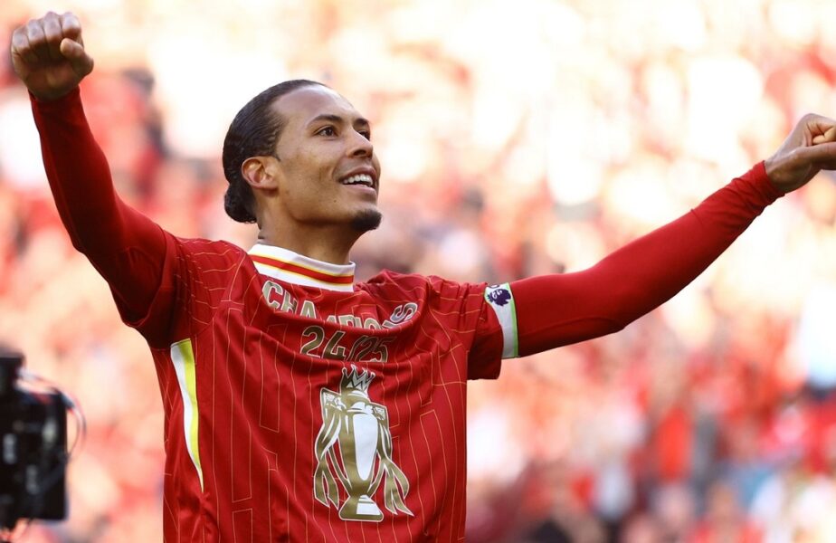 Virgil van Dijk, în extaz după ce Liverpool a câştigat titlul în Premier League: „Meritam cu adevărat să fim campioni”
