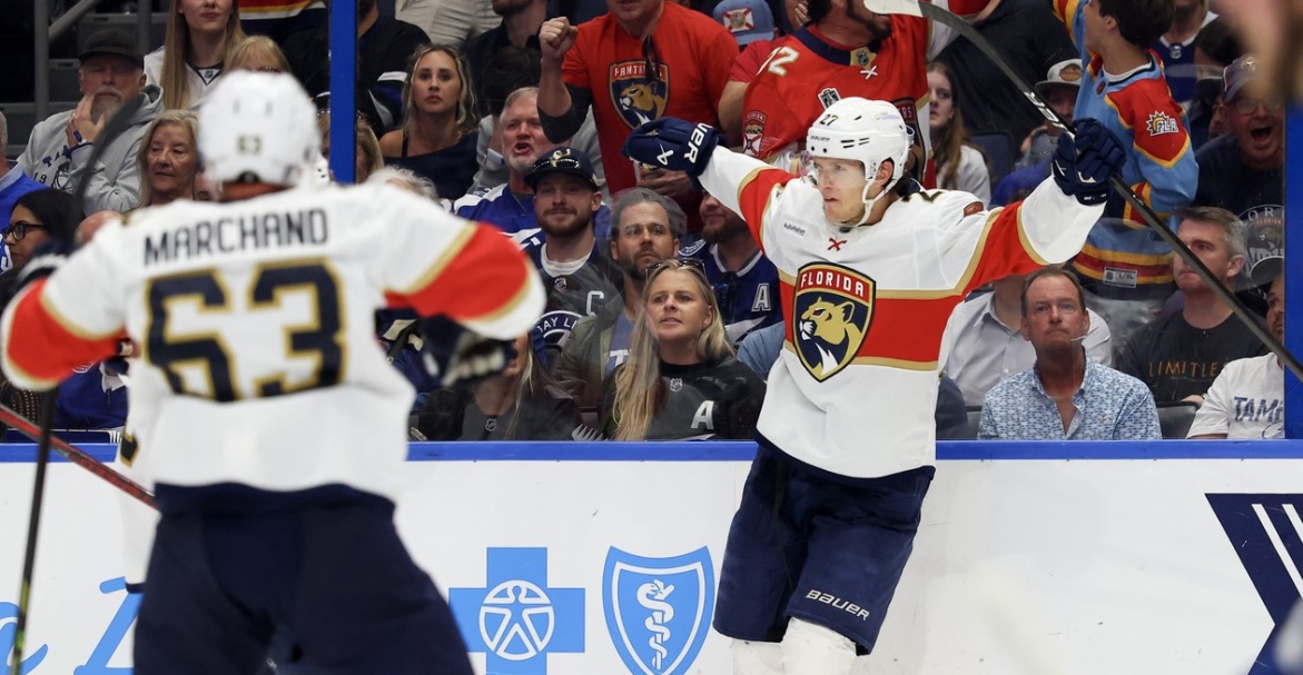 Florida Panthers a învins-o pe Tampa Bay Lightning cu 6-3 şi s-a calificat în semifinalele Conferinţei de Est