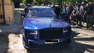 Gigi Becali a rămas fără permis, la mai puţin de două săptămâni după ce şi-a luat maşină nouă!