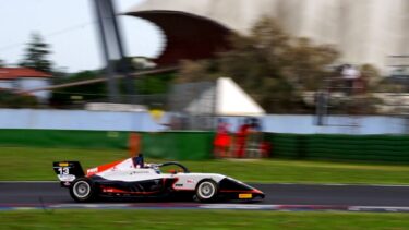 Jurnal AntenaSport | David Cristofor a încheiat cursa de Formula 4 Italia în prima jumătate