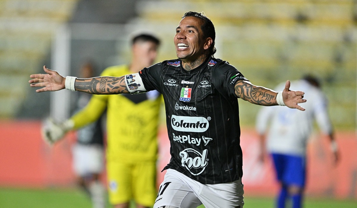 Haos după ce Dayro Moreno a marcat! Fanii adverşi au invadat terenul după reuşita fostului jucător de la FCSB