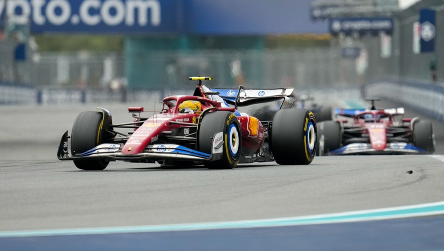 Reacţia Ferrari după ce Lewis Hamilton şi-a criticat dur mecanicii în timpul cursei de la Miami