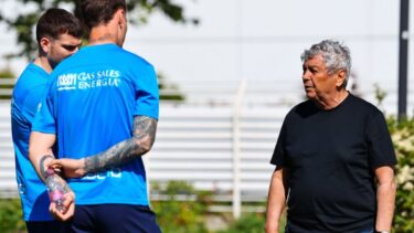 Mircea Lucescu, vizită la Parma! Selecţionerul, surprins în timp ce vorbea cu Dennis Man şi Valentin Mihăilă
