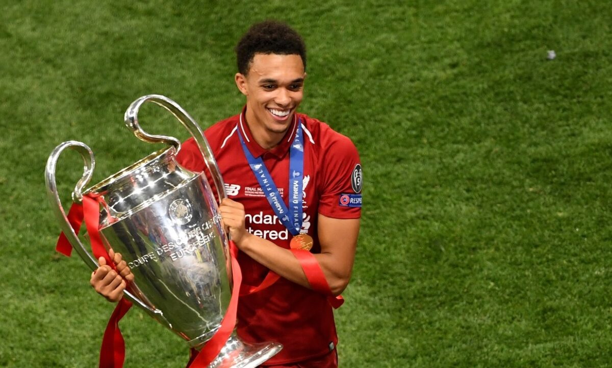 Trent Alexander-Arnold şi-a luat adio de la Liverpool şi va semna cu Real Madrid. Mesajul superb al fundaşului